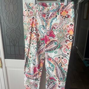 Chico's Sateen Multicolor Paisley Crop Pants
Smoke Free. Always hung dry